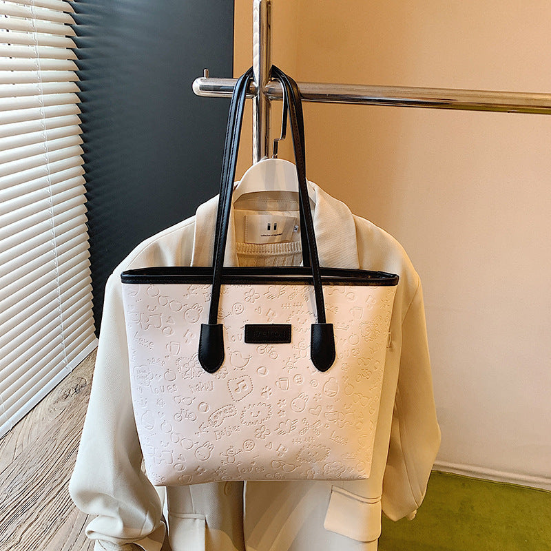 Large capacity korean style shoulder bag for women, 2026 spring new arrival, minimalist fashion handbag, versatile commuter tote bag