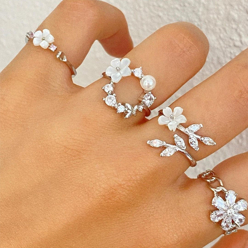 Wholesale diamond-studded floral rings: cross-border jewelry sets, european and american ins-style fresh alloy, niche high-end hand jewelry for women