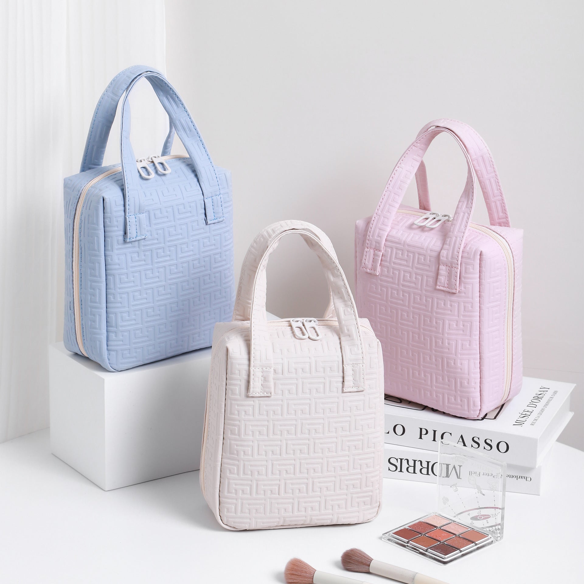 PU leather shell cosmetic bag large capacity travel portable high value toilet bag ins portable cosmetics storage bag