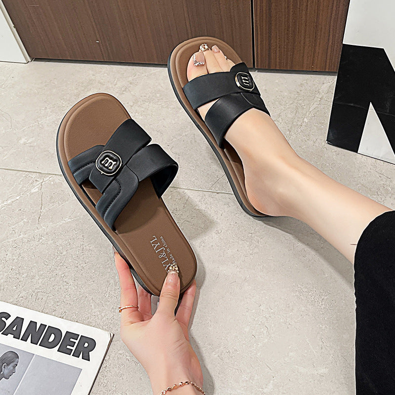 Wholesale women's spring/summer new arrivals: one-strap slides, new buckle roman sandals, women's non-slip house slippers