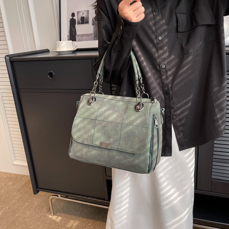 Foreign trade popular bag women's large capacity 2025 new spring and summer versatile matte messenger bag portable commuter tote bag