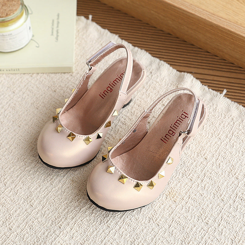 Fanka haotrendy version of small leather shoes, pointed toe rivets, mary jane shoes, niche stylesense of design, work clothingeasiest for matchelegantflats