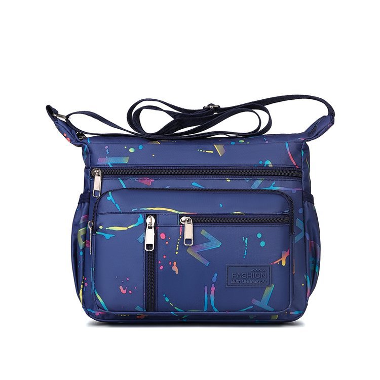 New fashionable versatile shoulder bag large capacity letter printing leisure travel messenger bag multi-layer storage mother bag