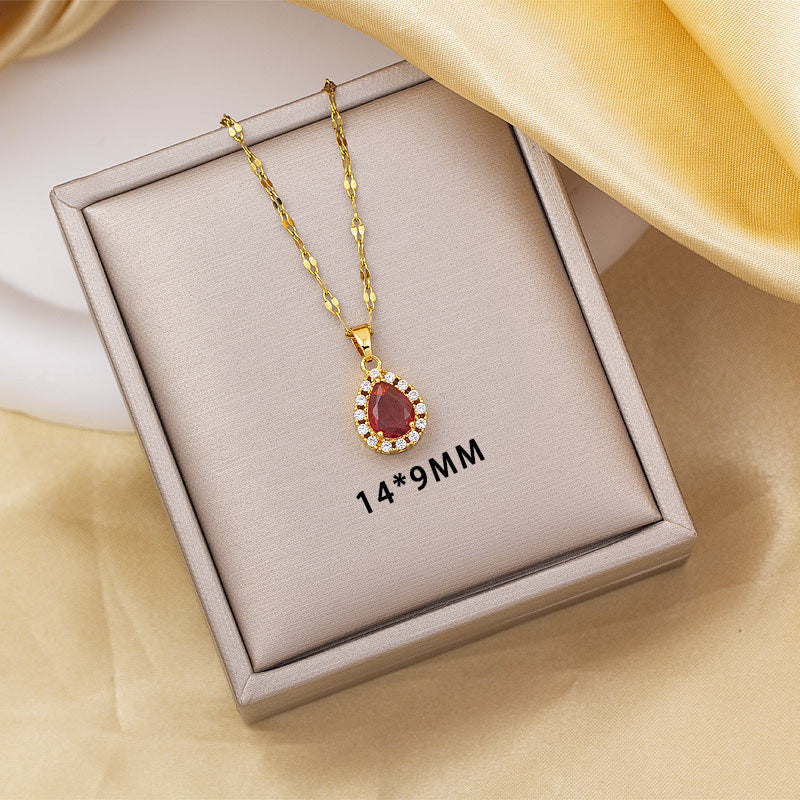 Customized high-end niche design accessible luxury 18k gold titanium steel pendant, direct from the source factory, odm customization available