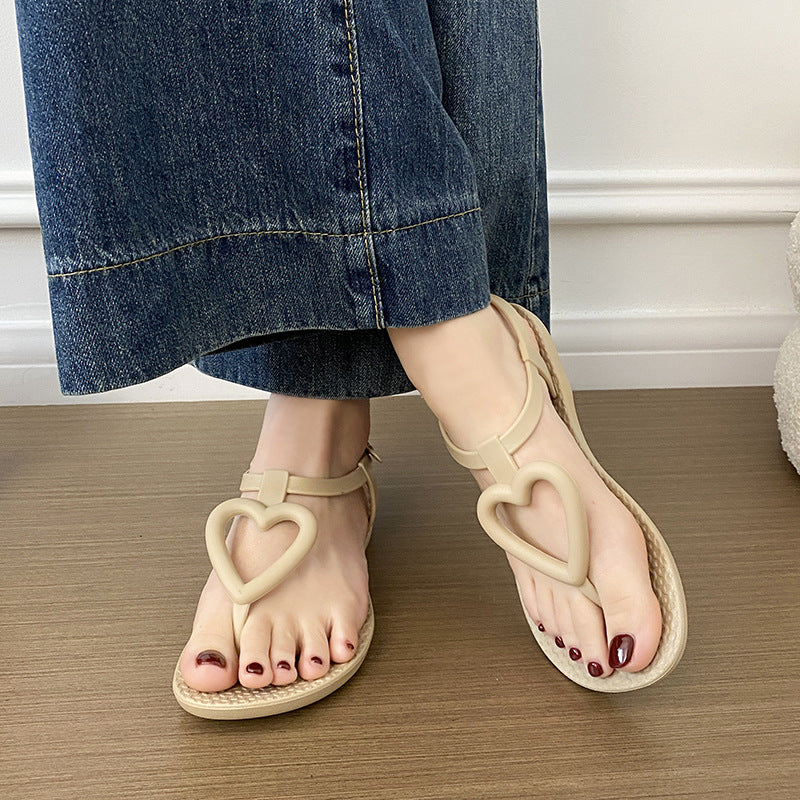 new arrival women's summer outwear non-slip heartflats beach one-piece flip-flop women's sandals