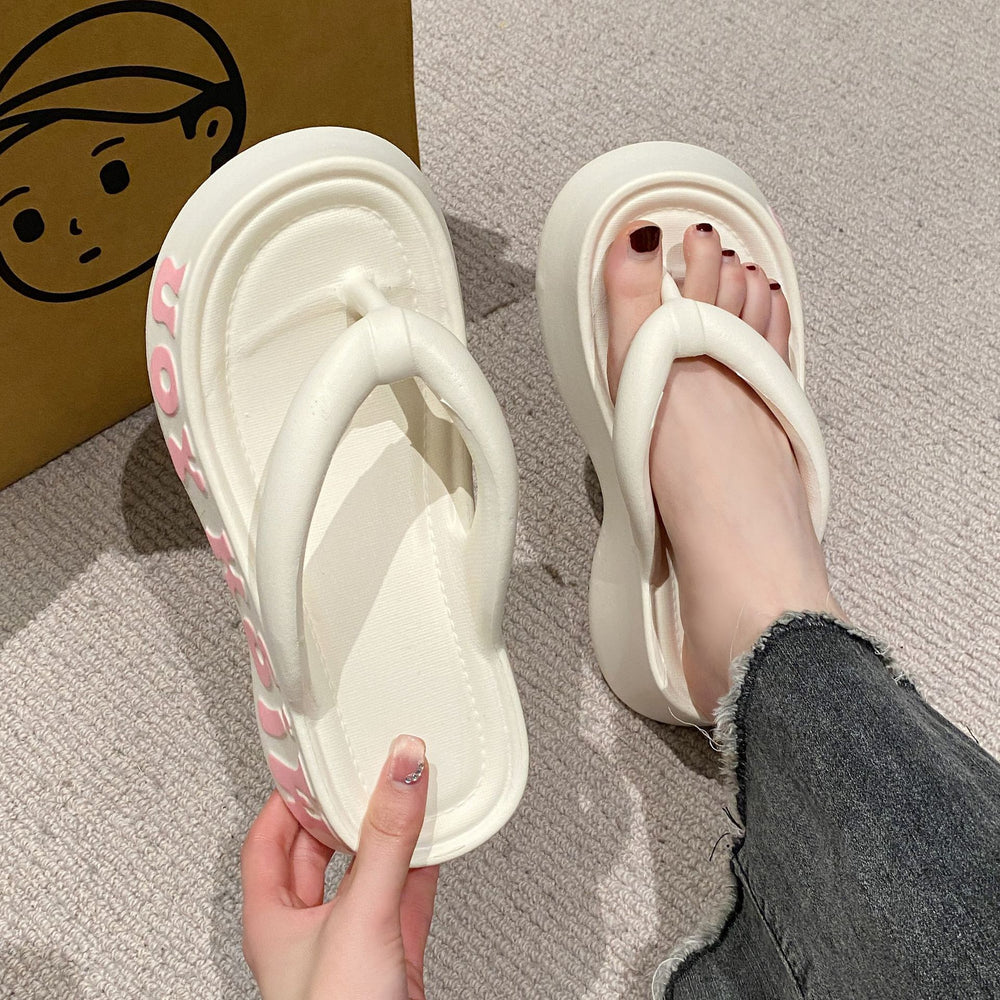 2025 platform flip-flops women's summer outdoor wear ins fashion home soft sole letter eva slippers women's non-slip