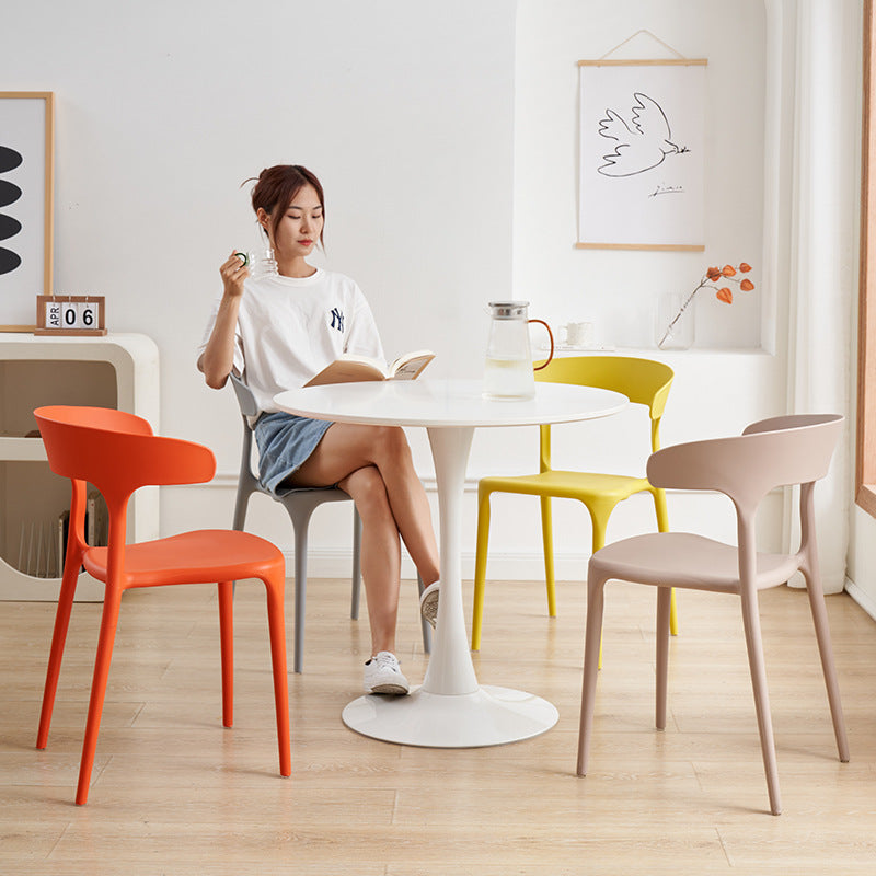 Scandinaviancasual modern thickened plastic chair for home dining table and chairs stackable back chair stool desk horn chair