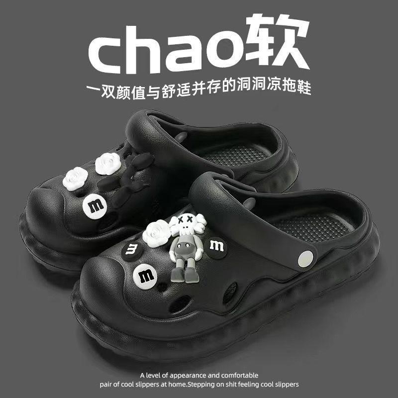 Crocs women's summeroutwear2023new arrivalthick solepopular beach stepping on shit toe-cap half-cool slippers summer