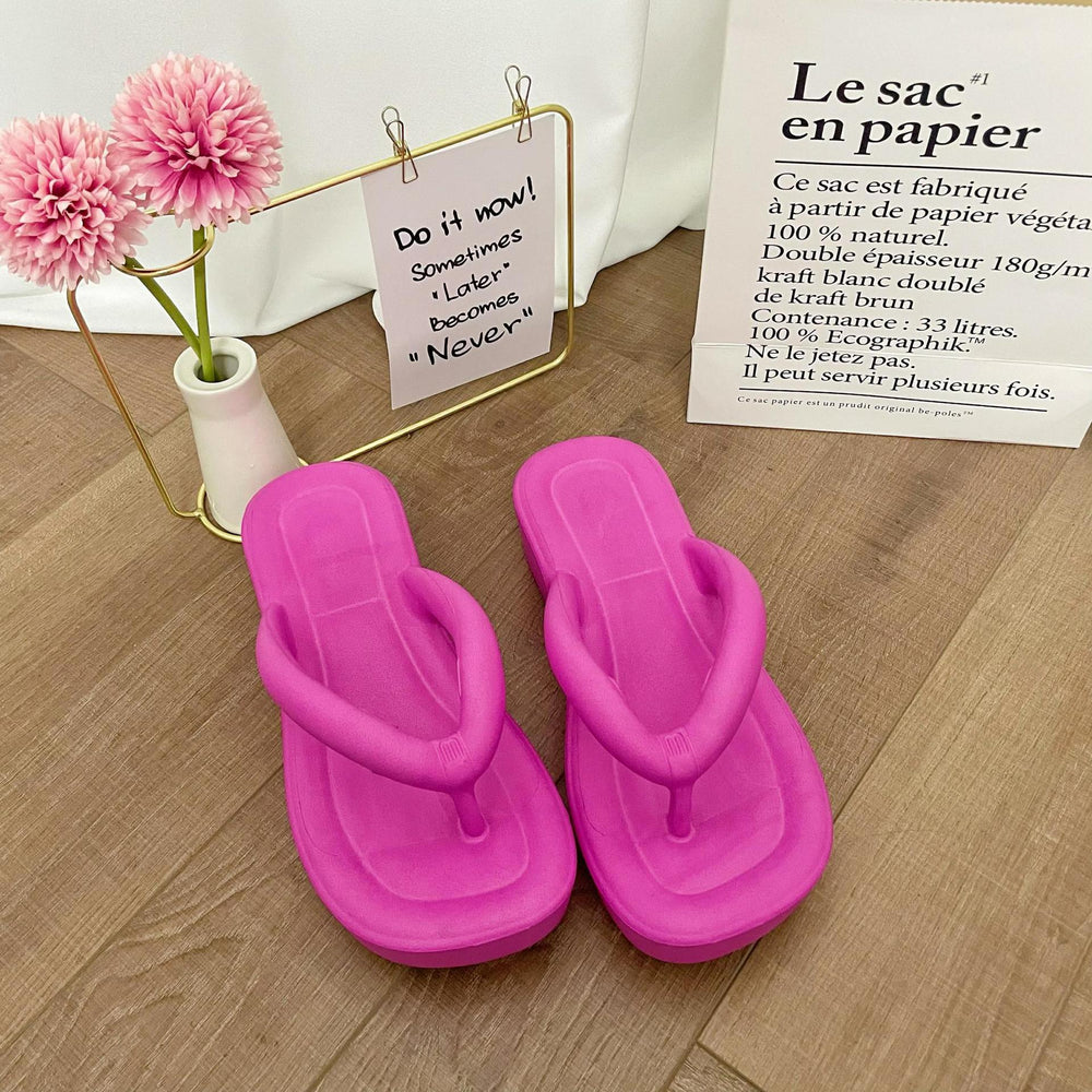 Eva thick-soled flip-flops for women, 2025 summer solid color fashion outdoor wear, "stomping on shit" comfort, casual beach sandals