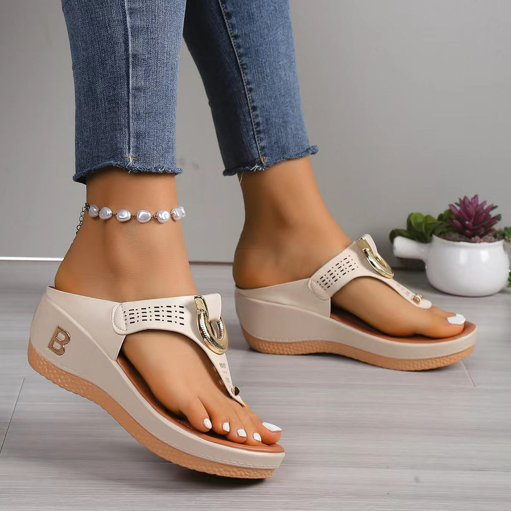 foreign trade plus size women's slippers fashionsummernew arrival beach flip-flops wedge heel round toe sandals ready stock wholesale