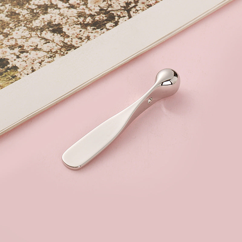 Metal eye cream stick, spoon, facial cream spoon, gun color eye cream massage stick, application stick, all-in-one molded eye massage stick