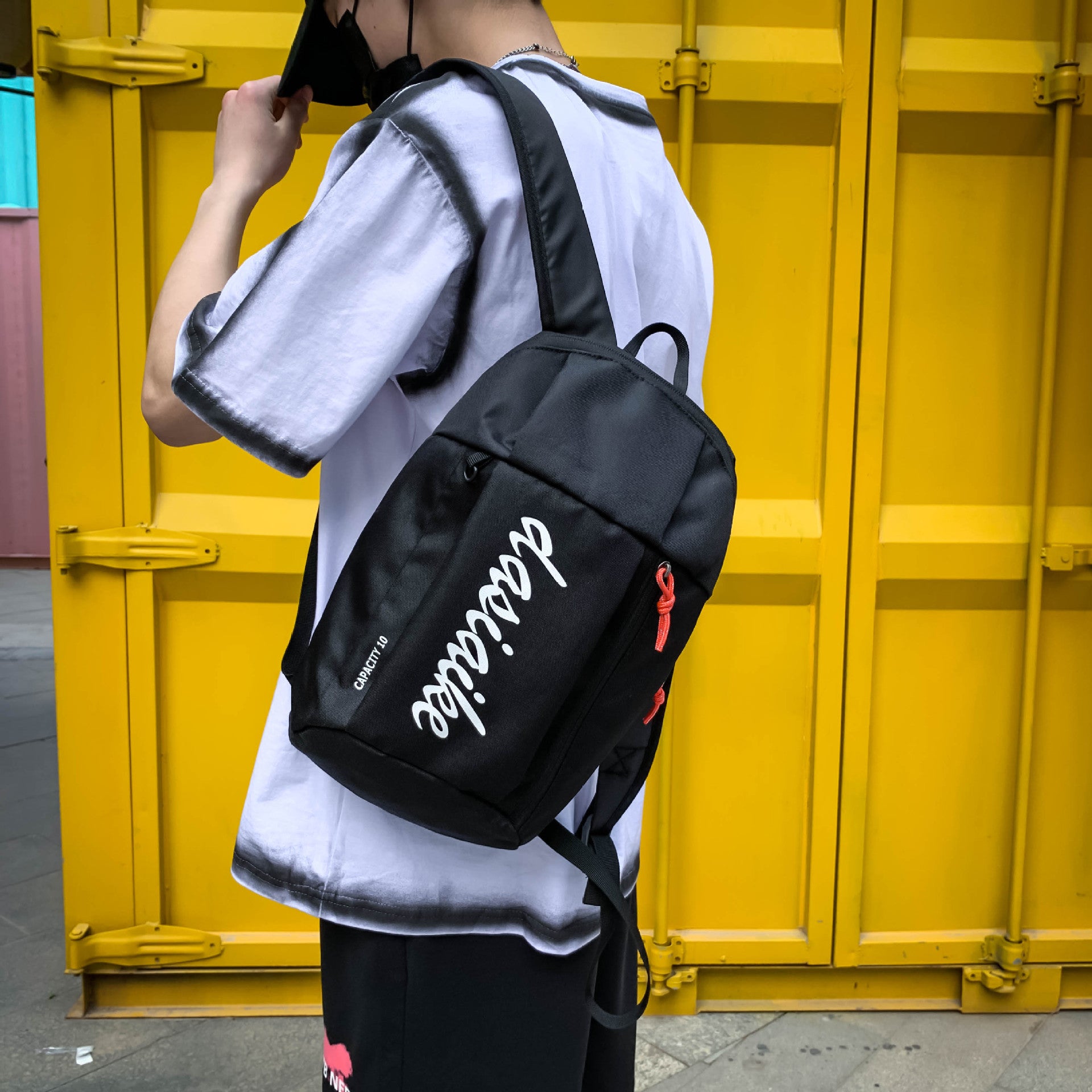 Outdoor trendy brand sports backpack can print logo fashionable mountaineering bag for men and women Korean version leisure travel small schoolbag