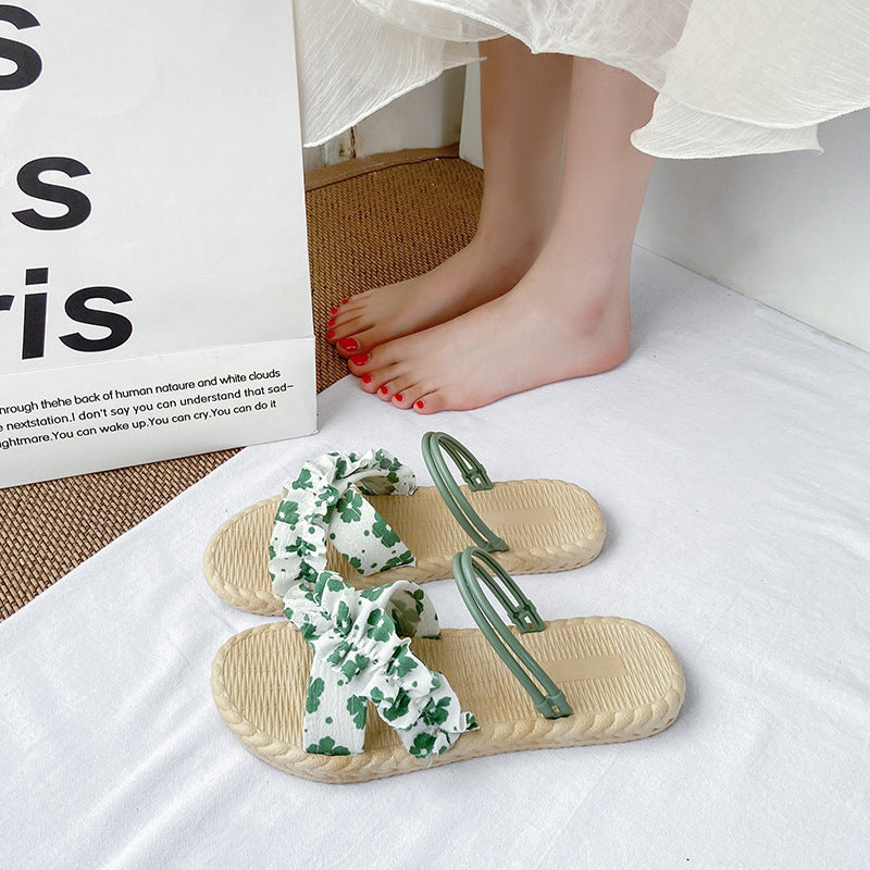 Women's summer fashion sandals: sweet floral two-wear flat sandals, versatile outdoor slippers
