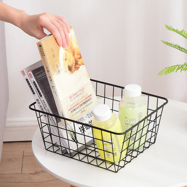 Kitchen storage basket Living room desktop fruit portable basket Wrought iron storage sundries storage basket