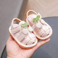 Baby girl's closed-toe sandals, cartoon cherry princess shoes, new summer collection for girls, soft sole non-slip first walking shoes with squeakers