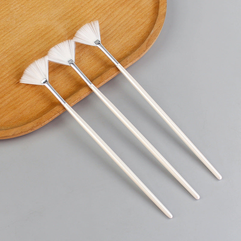 Beauty tools fan-shaped brush fruit acid brush makeup brush beauty mask brush modification essence brush single bag wholesale