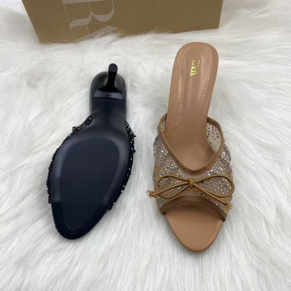 Za's 2025 new women's shoes: low-heeled, elegant, socialite-style pumps with closed toe, low-cut design, and ankle strap