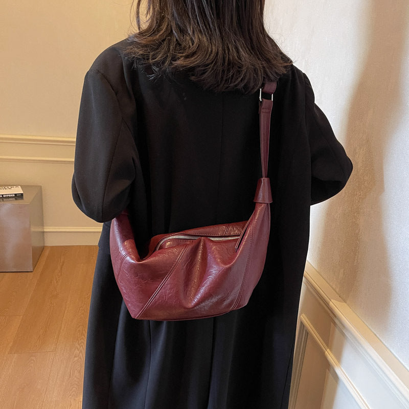 Shoulder 2025 Versatile Messenger Bag Korean Edition Trend Sense Bag Niche ins Dumplings Winter Fashion Folded Bag