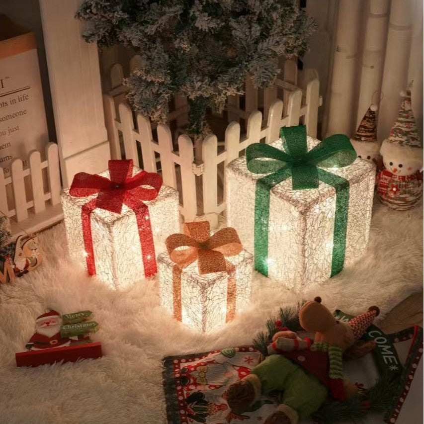 Christmas atmosphere must-have new folding Christmas gift box three-piece set, couple romantic atmosphere props gift decoration