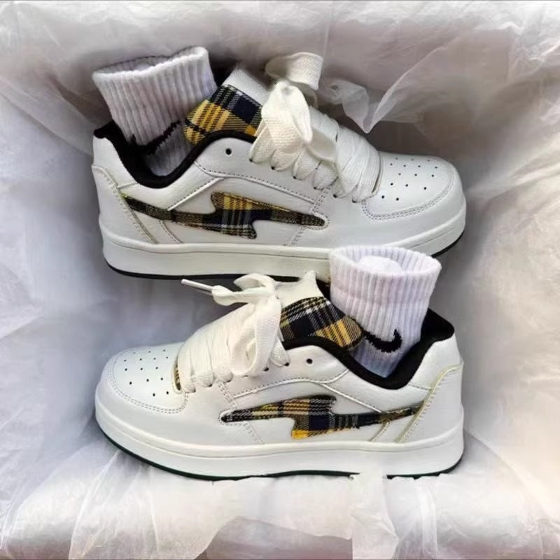 2026 summer new arrival: unisex retro couple's casual sneakers - "mandarin duck" checkered design, bread style, lightning bolt detail, versatile and stylish