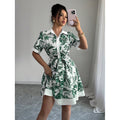 Ready stock  new arrival: minimalist chic tie-waist printed short-sleeve dress