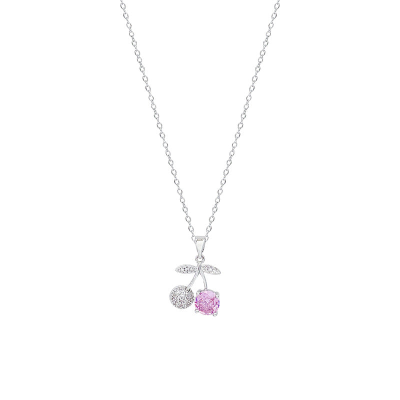 Early spring retro sparkling diamond sugar cube titanium steel necklace women's light luxury niche clavicle chain daily matching accessories wholesale