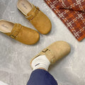 Versatile and stylish birkenstock-style mules with a closed-toe design, perfect for women's casual wear. new trendy slip-on birkenstocks for autumn 2025, available wholesale