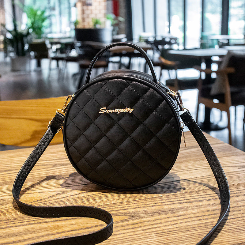 Retro small round bag 2021ladies handbags Korean version female bag female hair embroidered messenger bag