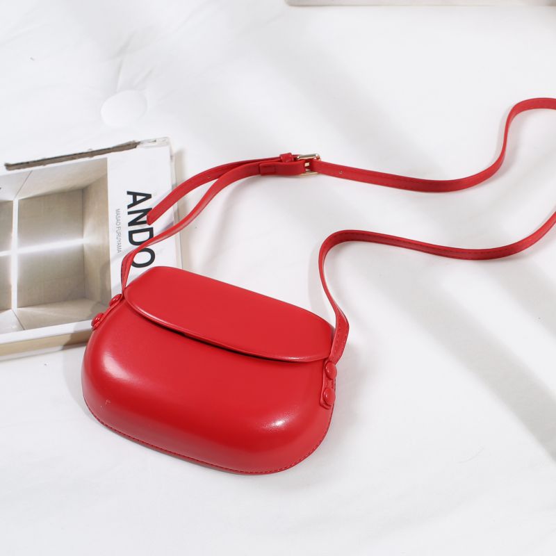 Cross-border hot-selling 2025 spring and summer new large pressure shell bag Cross-border hot-selling saddle bag Student party shoulder messenger bag