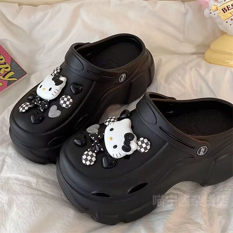Women's clogs - new 2024 summer collection: chunky sole, non-slip, trendy office-ready, height-increasing, closed-toe sandals for beach and everyday wear