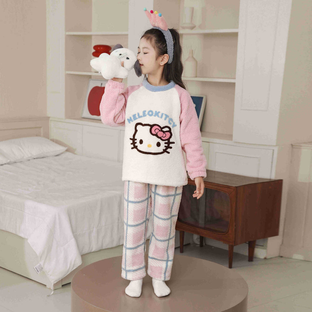 Children's cartoon hello kitty pajamas girls' half velvet coral velvet fleece-linedheattechwinter home clothes cotton