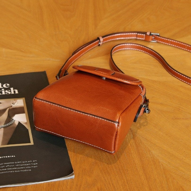 Genuine leather women's bag 2024 new fashion shoulder bag small trendy ladies' phone bag soft leather versatile european and american style crossbody bag