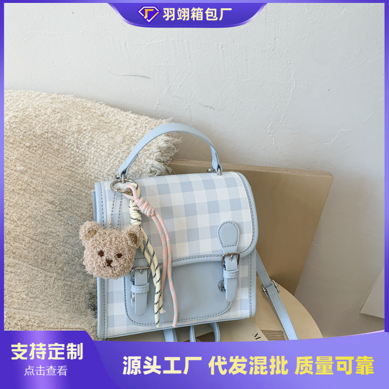 Cross-border backpack women's fashion versatile niche design casual Korean version student class schoolbag lightweight travel backpack