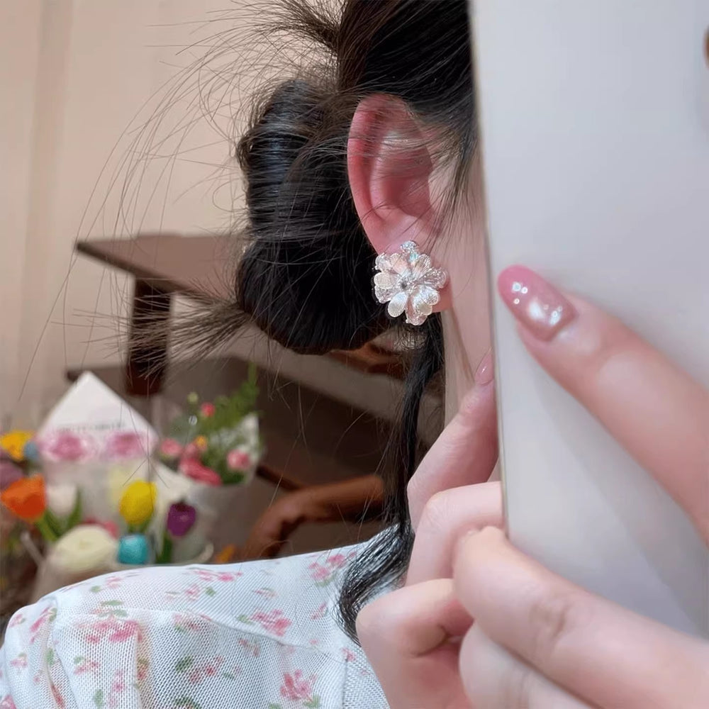 Spring silver double layer flower stud earrings 2026 new arrival elegance sense of design earrings elegant korean style easiest for match ear jewelry
