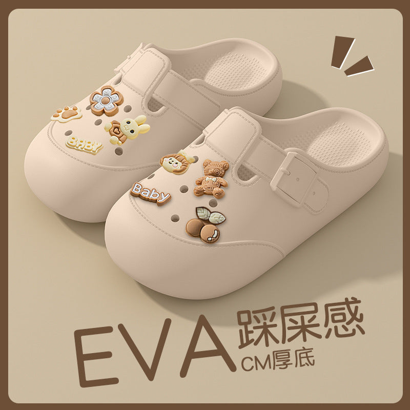 2026new arrival croc shoes women's outwear stomping on shit cartoon popular non-slip beach baotou sandals women's summer