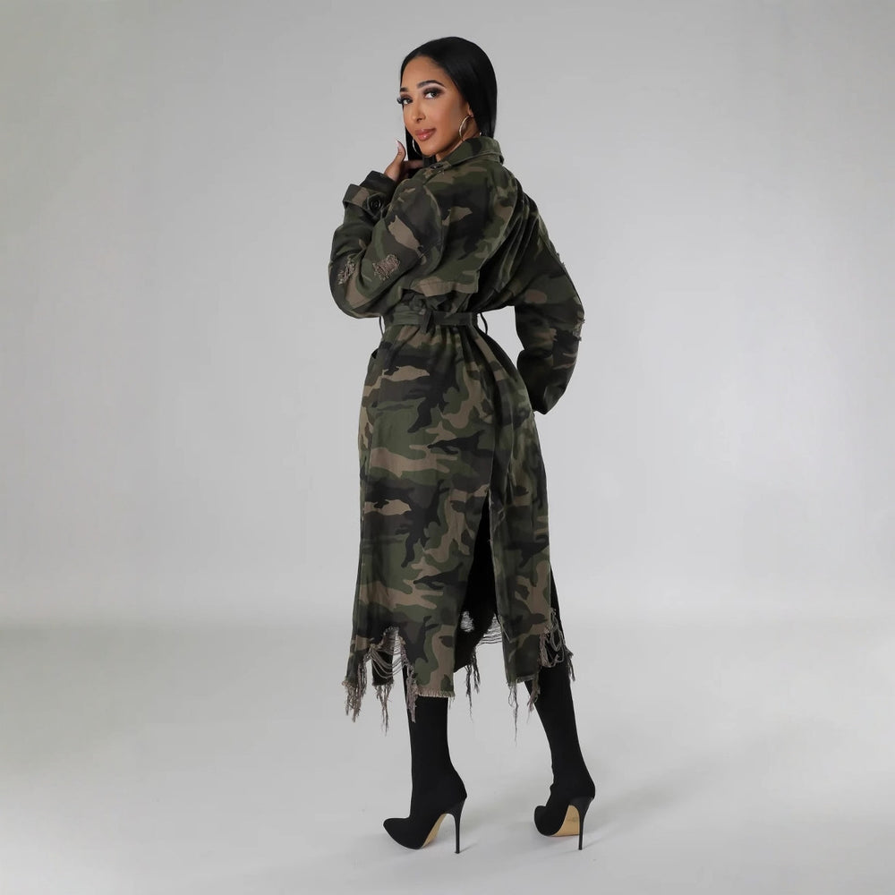 S391323 cross-border fashion independent station  european and american women's clothing ripped personalized camouflage long windbreaker outwear