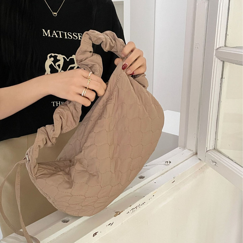 Bag new Korean version single shoulder bag embroidered lattice dumpling bag oblique span bag pleated drawstring small fresh temperament versatile women's bag