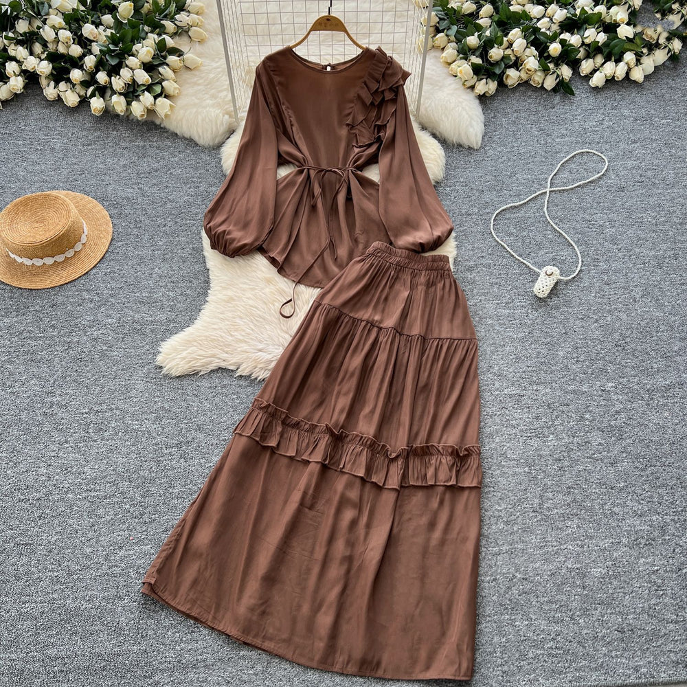 European and american retro style mature woman's minimalist chic set - spring puff sleeve top + elastic waist slimming midi skirt