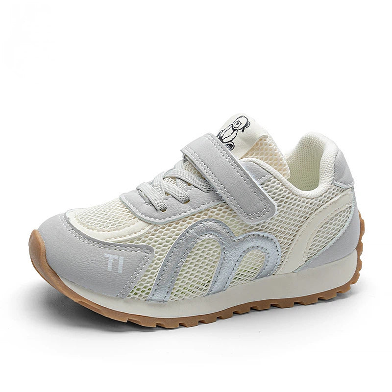 summer new kids' soft-soled sneakers: boys' anti-slip athletic shoes, lightweight running shoes for mid-to-large children, and aglet shoes