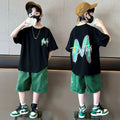 Boys' summer collection : new summer short-sleeve sets for mid-to-large children - cool, stylish, and trendy summer outfits for your little maverick