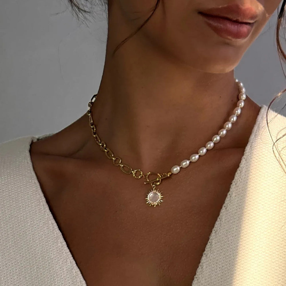 European and american cross-border jewelry niche ins splicing imitation pearl chain necklace personalized sunflower pendant clavicle chain for women
