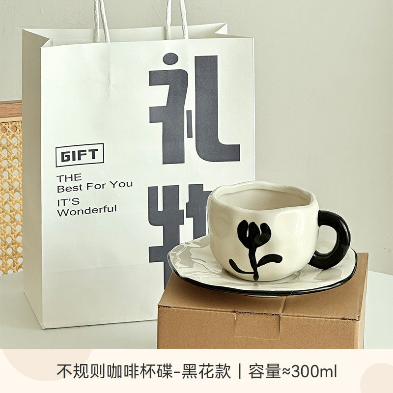 High-style ceramic hand-painted coffee cup and saucer set, breakfast mug, ceramic mug with handle, perfect for home use or as a gift