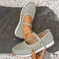autumn new arrival: plus-size hollow-out women's flats for cross-border e-commerce. sizes 36-43 available. wholesale options available. dropshipping to  and