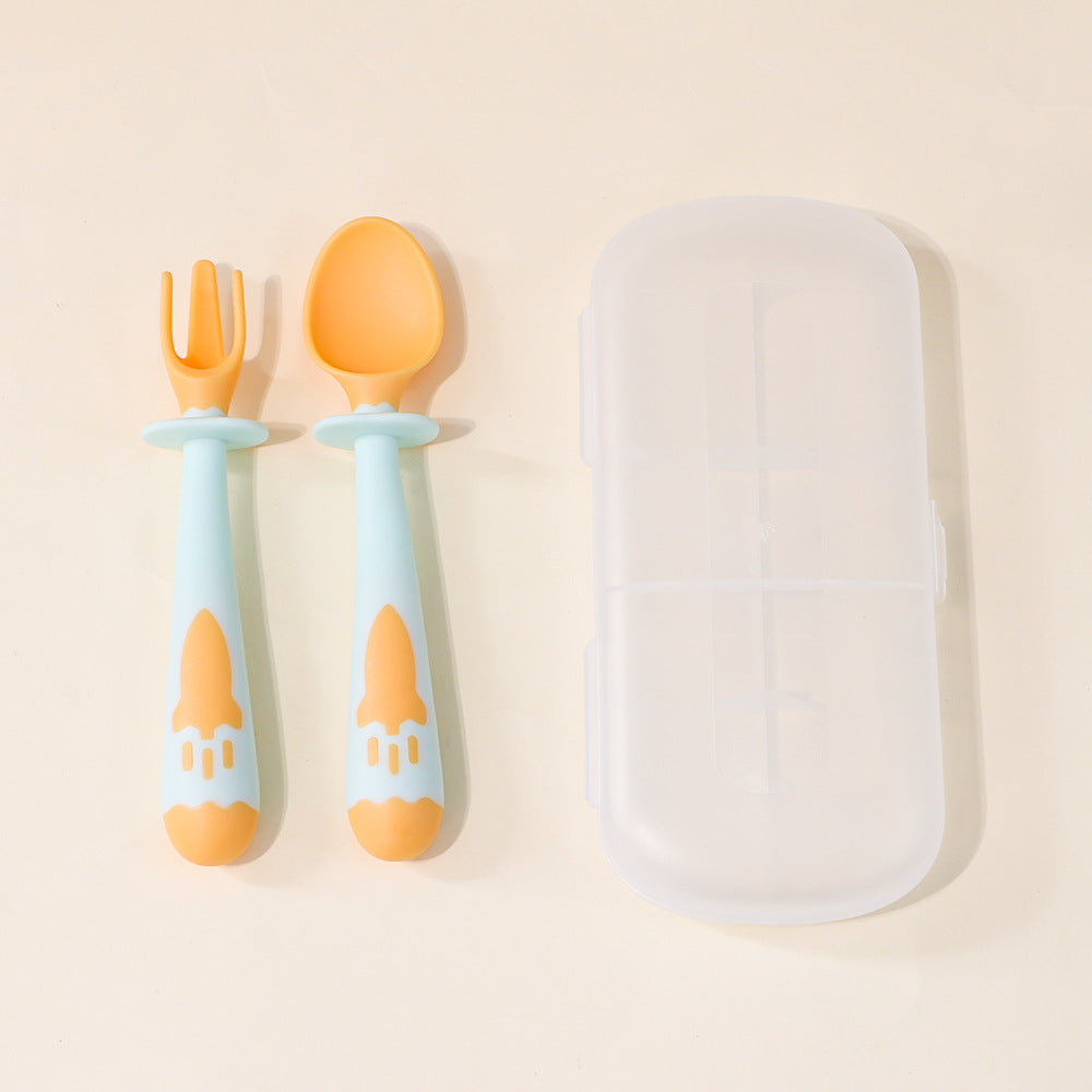 Wow baby food supplement bendable fork and spoon factory kids independent learning food rocket fork and spoon infant twist fork and spoon