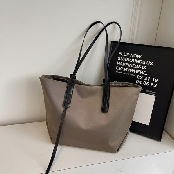 Stylish women's bag fabric shoulder handbag, new large-capacity tote bag in autumn 2025