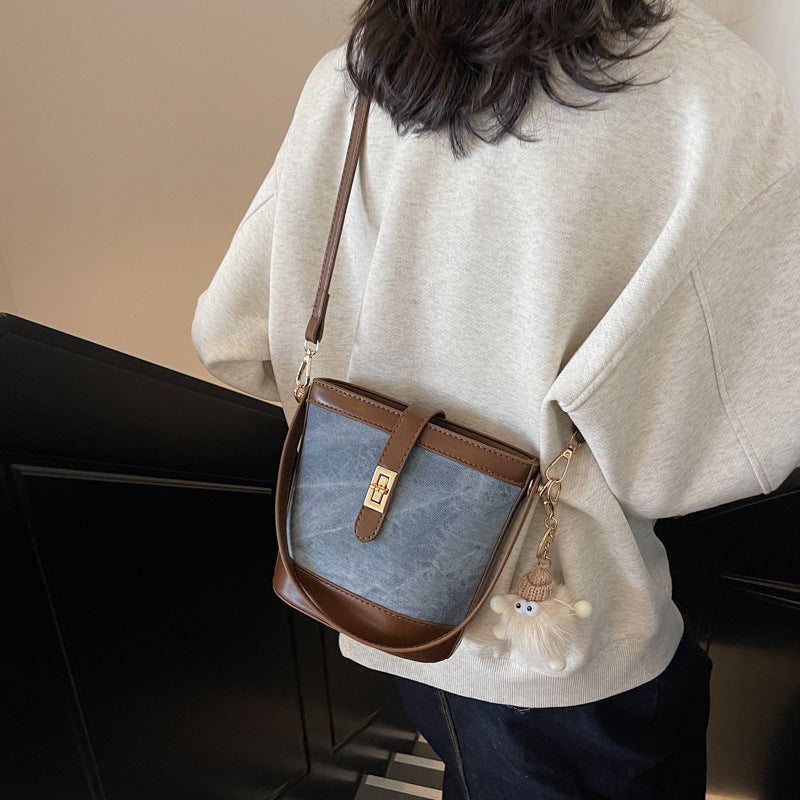ins texture handbag women's 2025 new fashion small bag retro bucket bag shoulder bag messenger bag