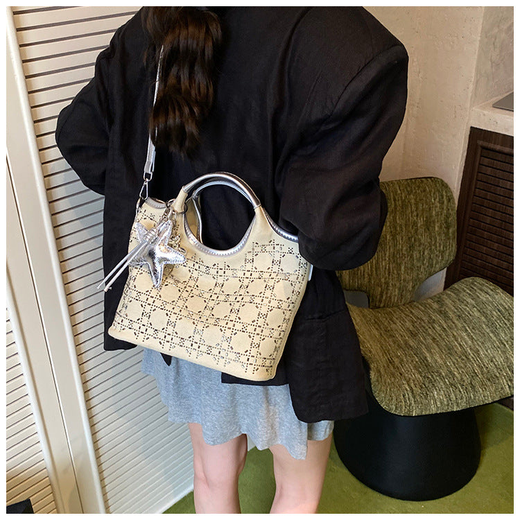 French underarm bag, high-end portable tote bag, commuter high-end sense, large-capacity women's versatile shoulder messenger bag bag