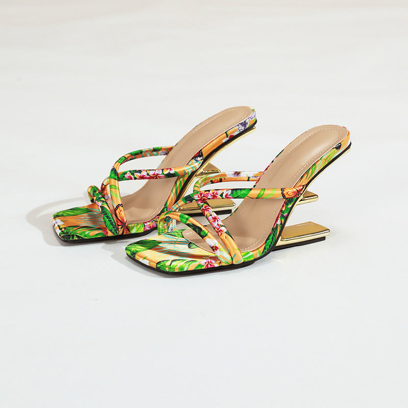 hot-selling 35-42 size square toe high-heeled women's slippers colorful simple cross strap gold special-shaped heel sandals