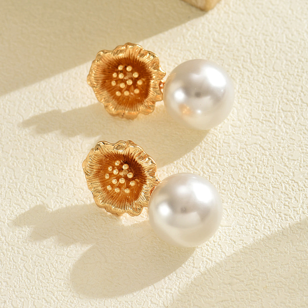 European and american cross-border fashion alloy flower stud earrings, french retro baroque pearl earrings, light luxury high-end earrings