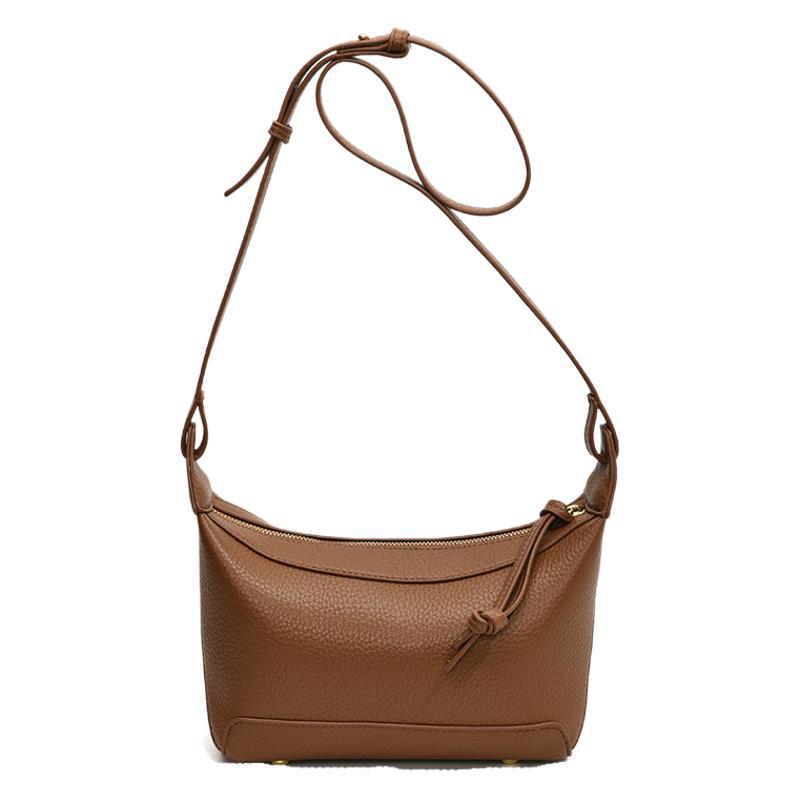Fashion underarm dumpling bag women's Korean version autumn and winter new simple casual shoulder bag 2025 niche high-end women's bag